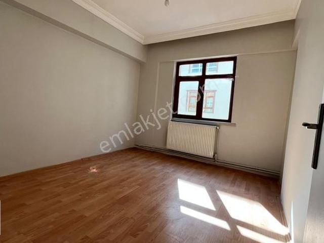 Merkez Mahallesi, Pursaklar içerisinde kiralık mülk