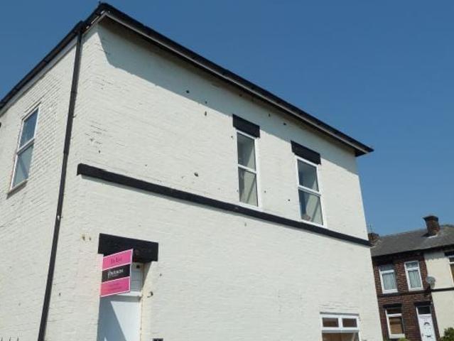Apartment for rent in Outwood Gate, Bury