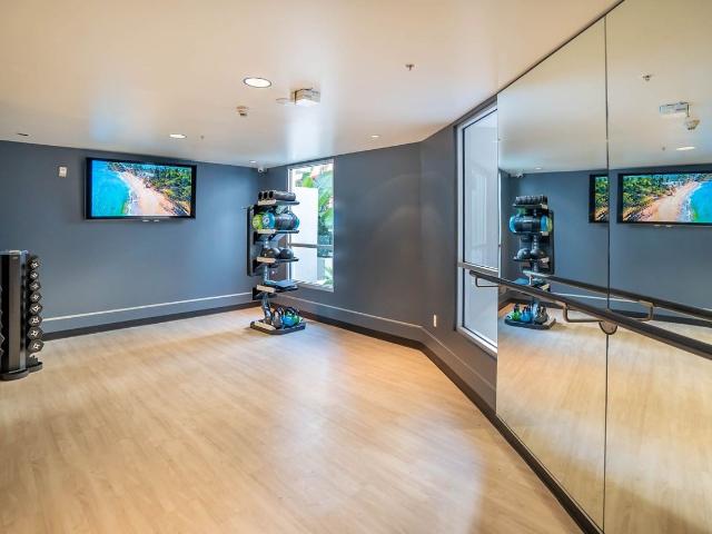Apartment for rent in Canoga Park, California