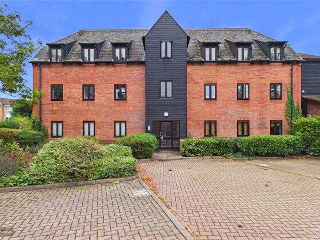 Apartment for rent in Springfield, Chelmsford