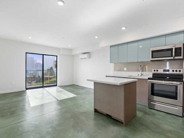 Apartment for rent in Canoga Park, California
