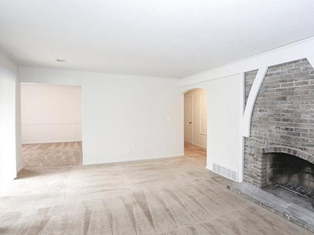 Apartment for rent in Canyon Creek Apartments, Kansas City