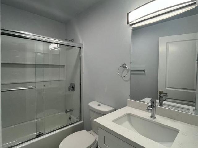 Apartment for rent in Oceanside, California