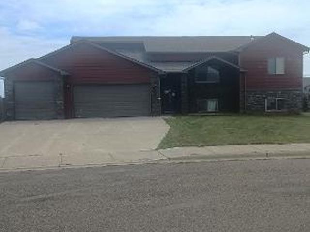 House for sale in Dickinson, North Dakota