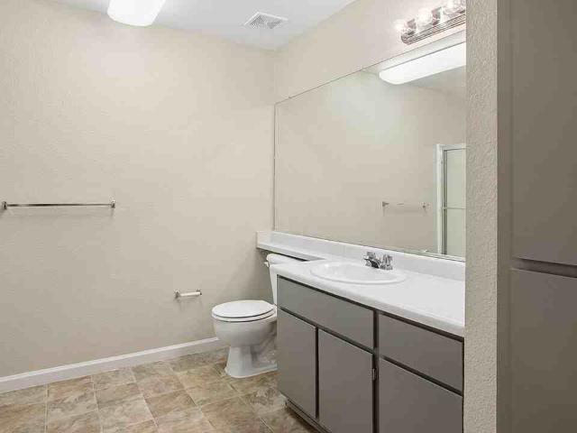 Apartment for rent in Fresno, California