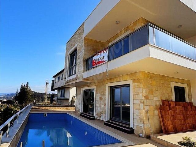 Foça, İzmir içerisinde satılık Villa