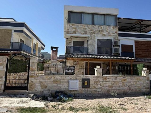 Foça, İzmir içerisinde satılık Villa