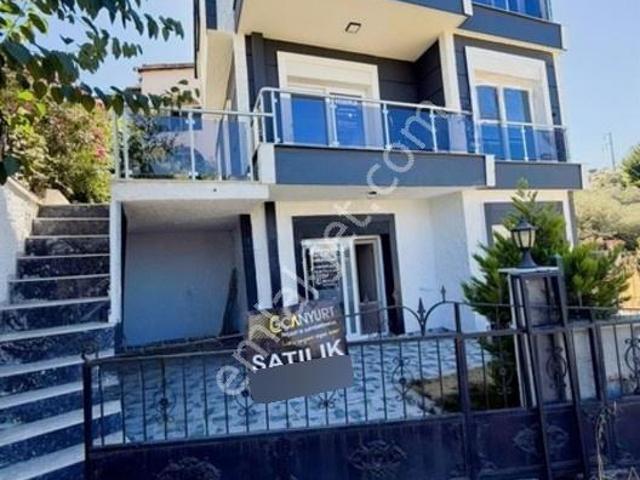 Foça, İzmir içerisinde satılık Villa