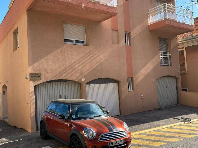 Studio location à Cap-d'Ail, Alpes-Maritimes