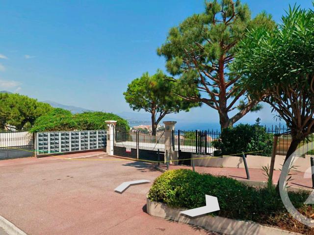 Garage vente à Nice, Cap-d'ail