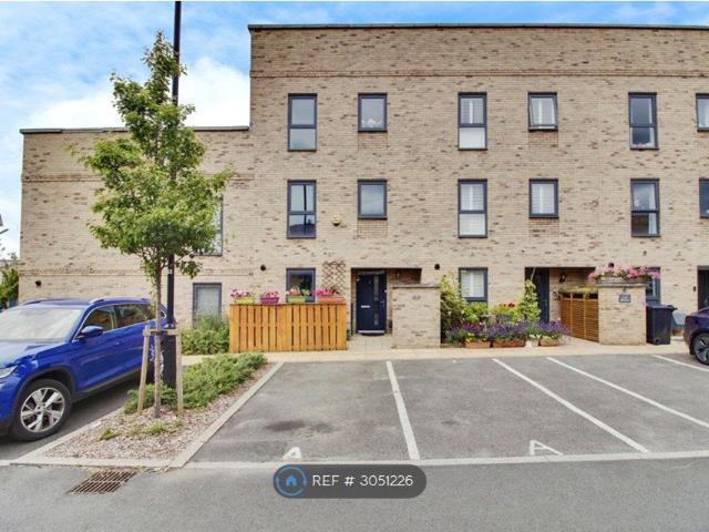 House for rent in London Borough of Harrow, Greater London
