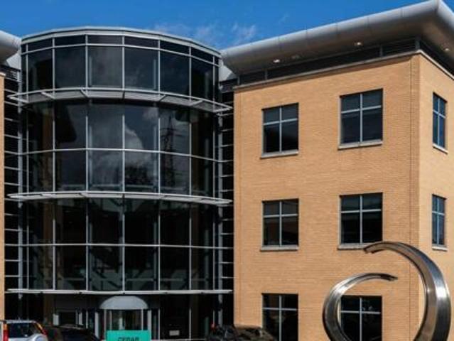 House for sale in Luton