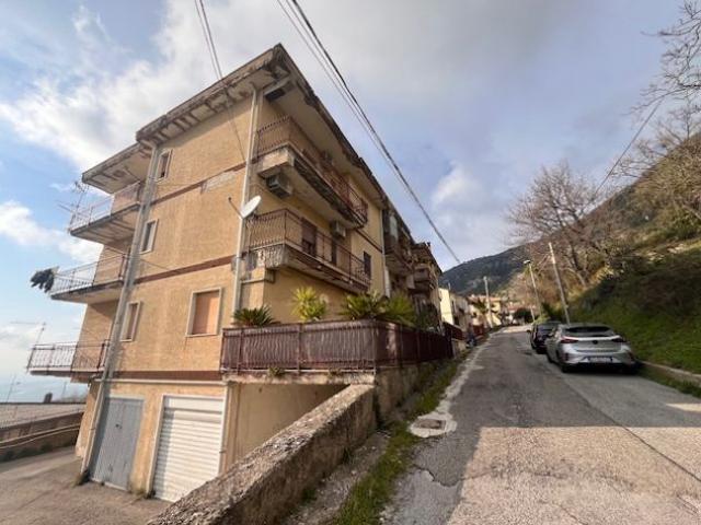 Appartamento in vendita a Capaccio, Campania