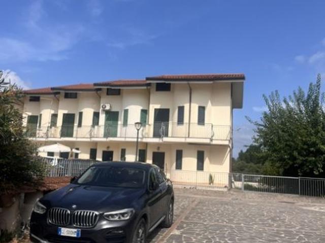 Villa Indipendente in vendita a Capaccio, Campania