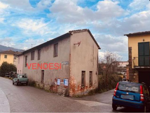 Capannone in vendita a San Colombano, Capannori