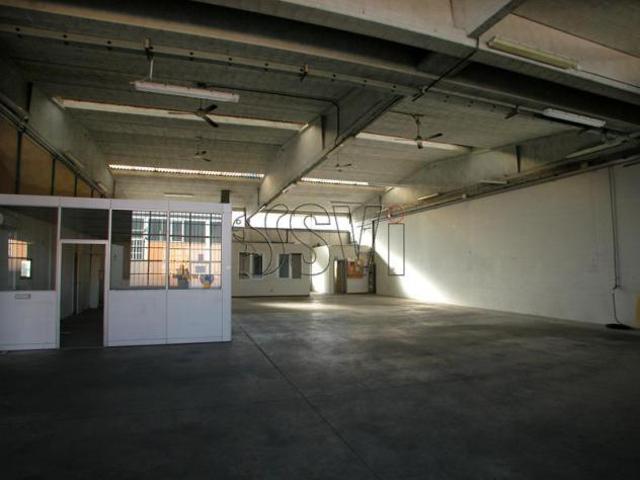 Capannone in vendita a Faenza, Ravenna