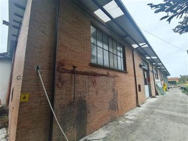 Capannone in vendita a San Colombano, Capannori