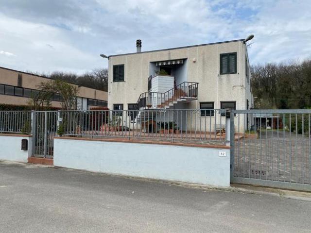 Capannone in affitto a Colle Di Val D'elsa, Toscana