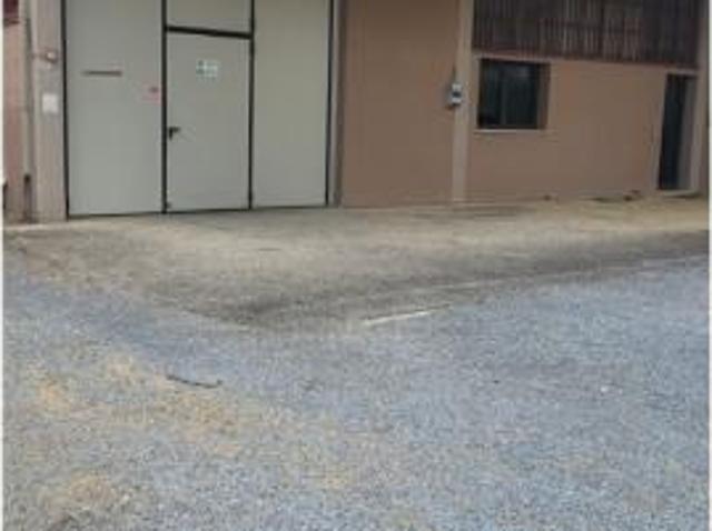 Capannone in vendita a Lamporecchio, Pistoia