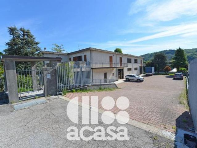 Locale Commerciale in vendita a Unione dei comuni Valle del Savio, Mercato Saraceno