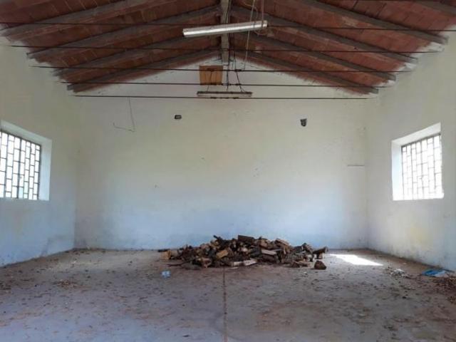 Capannone in vendita a Cascina, Toscana