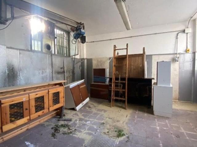 Capannone in vendita a Unione dei Comuni Circondario dell'Empolese Valdelsa, Empoli