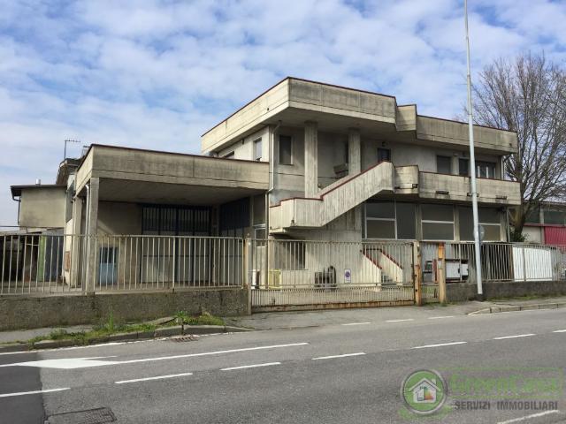 Capannone in vendita a Ornago, Lombardia