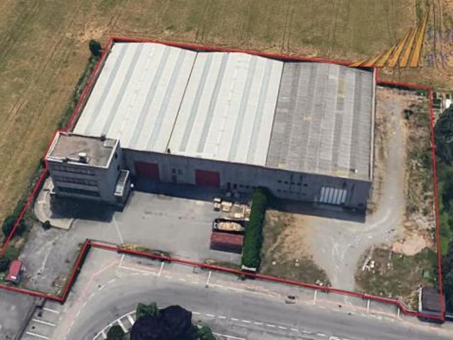 Capannone in vendita a Bernareggio, Monza e della Brianza