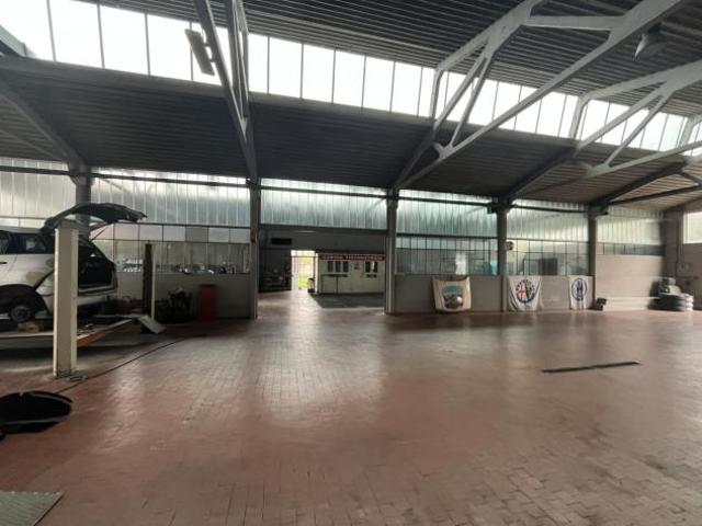 Capannone in vendita a Lodi, Lombardia