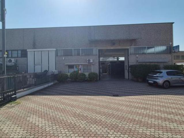 Capannone in vendita a Lodi Vecchio, Lombardia