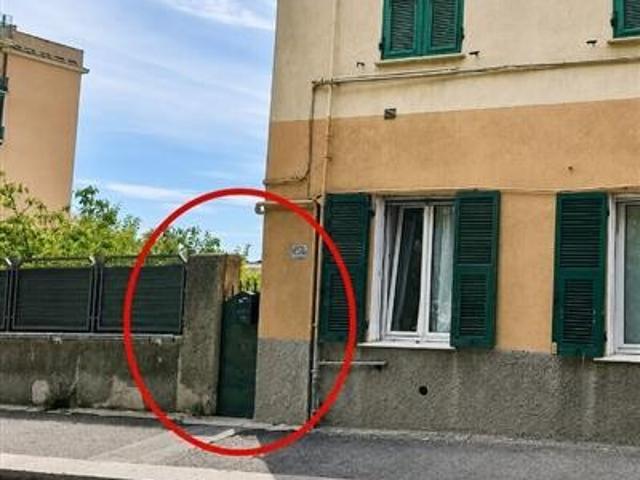 Capannone in vendita a Chiappeto, Genova