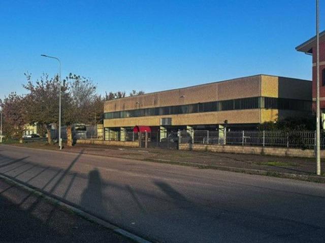 Capannone in vendita a Piemonte, Alessandria