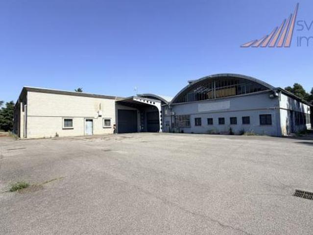 Capannone in affitto a Biassono, Lombardia