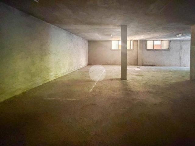 Capannone in affitto a Zona Est, Brescia