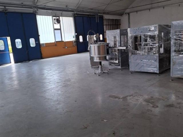Capannone in affitto a Masciago Milanese, Bovisio Masciago