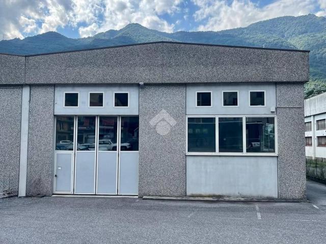 Capannone in affitto a Comunità montana della valle Camonica, Breno