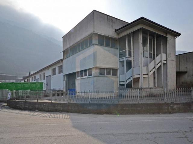 Capannone in affitto a Comunità montana della valle Camonica, Breno