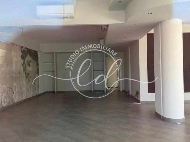 Capannone in affitto a Lido di Camaiore, Camaiore