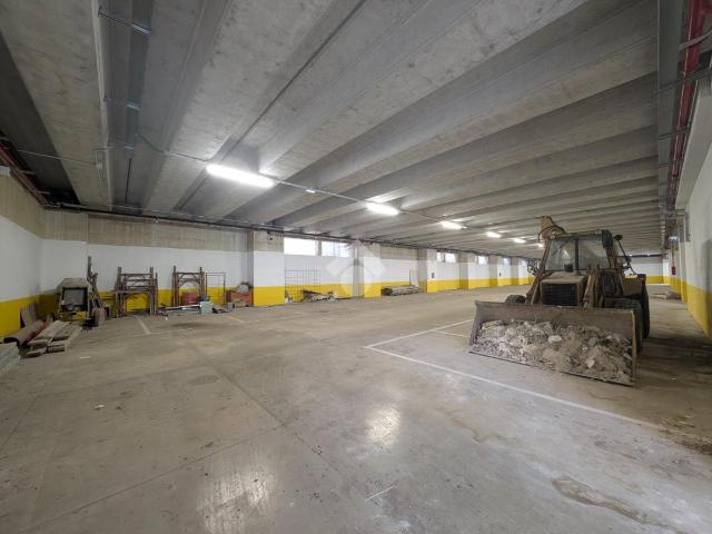 Capannone in affitto a Centro Storico, Caserta