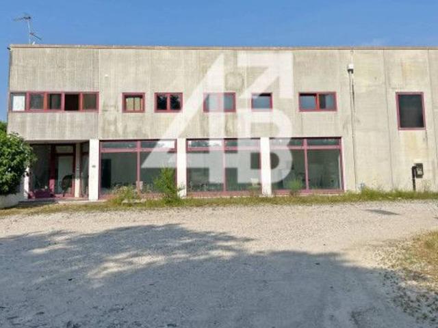 Capannone in affitto a Viscone, Friuli-Venezia Giulia