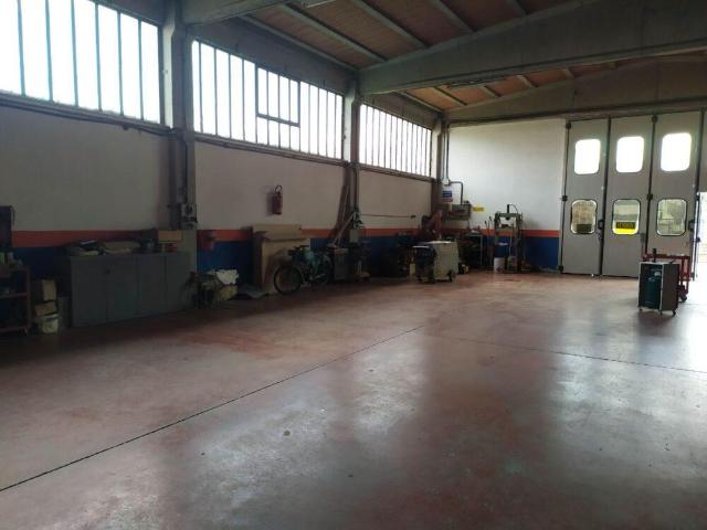 Capannone in affitto a San Leo Bastia, Perugia