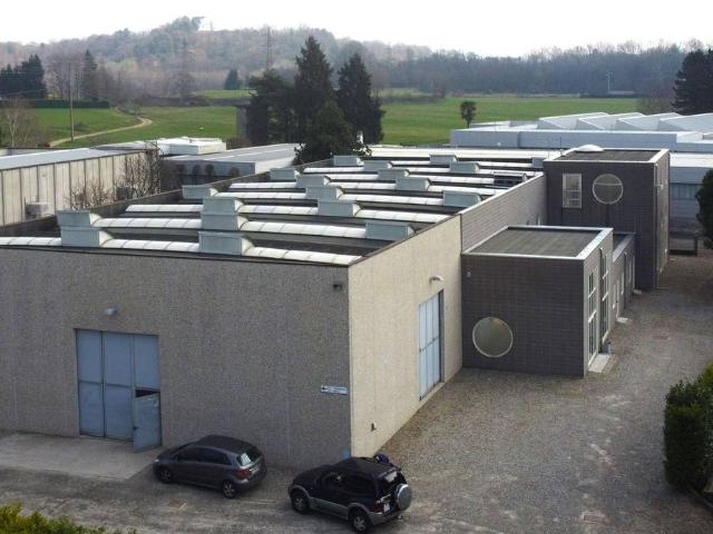 Capannone in affitto a Gironico Al Piano, Lombardia