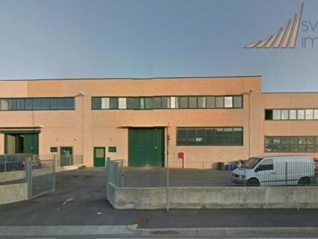 Capannone in affitto a Concorezzo, Lombardia