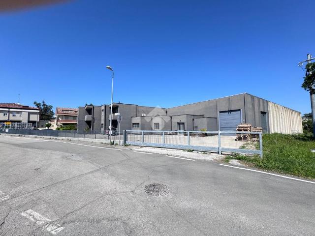 Capannone in affitto a Coriano, Reggio Emilia