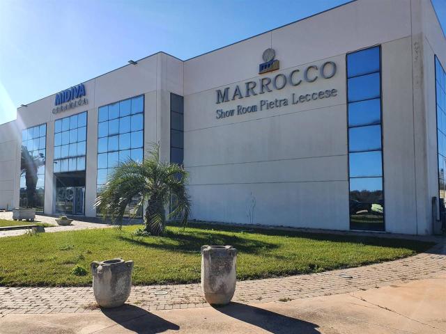 Capannone in affitto a Soleto, Lecce