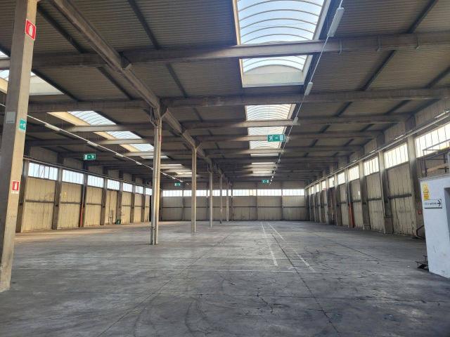 Capannone in affitto a Unione dei comuni del Distretto Ceramico, Fiorano Modenese