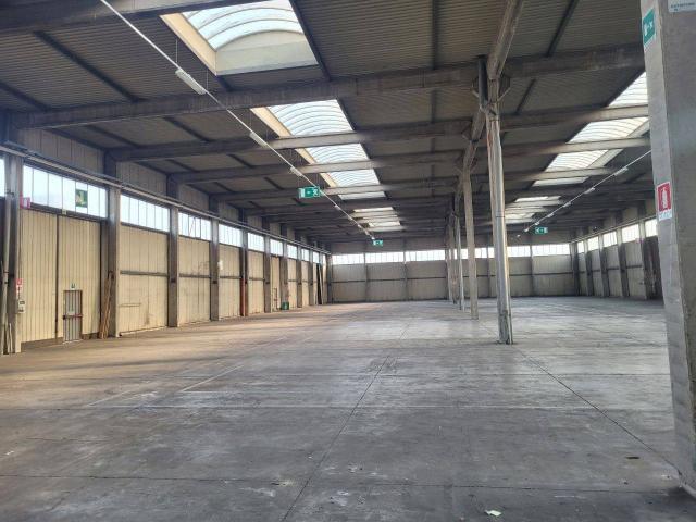 Capannone in affitto a Unione dei comuni del Distretto Ceramico, Fiorano Modenese