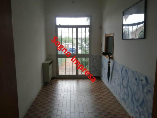 Capannone in affitto a Unione di Comuni della Romagna Forlivese, Quattro