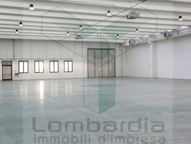 Capannone in affitto a Lainate, Lombardia