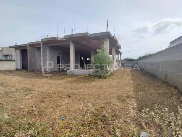 Capannone in affitto a Maglie, Lecce